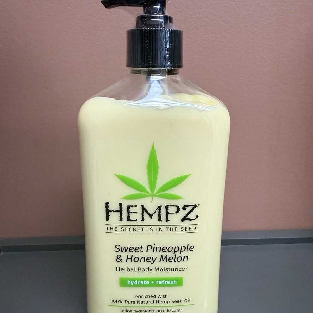 Hempz Sweet Pineapple & Honey Melon Herbal Body Moisturizer - Cream